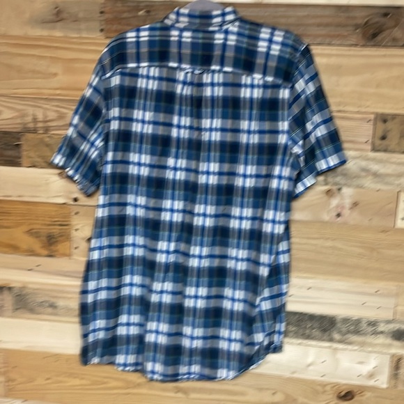 American Eagle Outfitters Navy and White Plaid Short Sleeve Lightweight Shirt - Picture 8 of 8